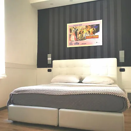 Bed & Breakfast Cinema House 2 Rome